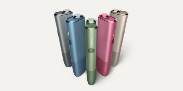 Five IQOS ONE devices in the full range of colours.