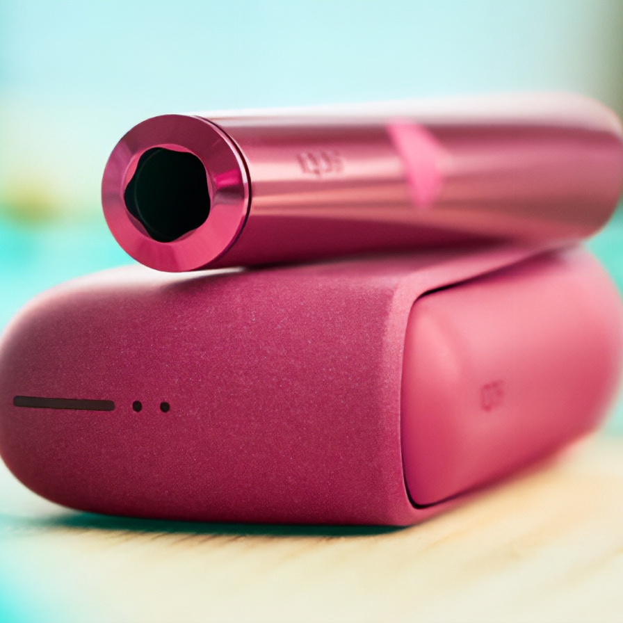 Sunset Red IQOS ILUMA držač i punjač.