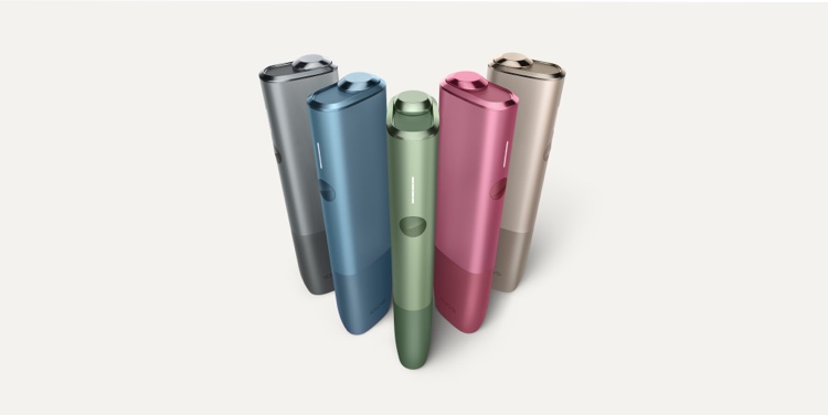 IQOS uređaji u raznim bojama