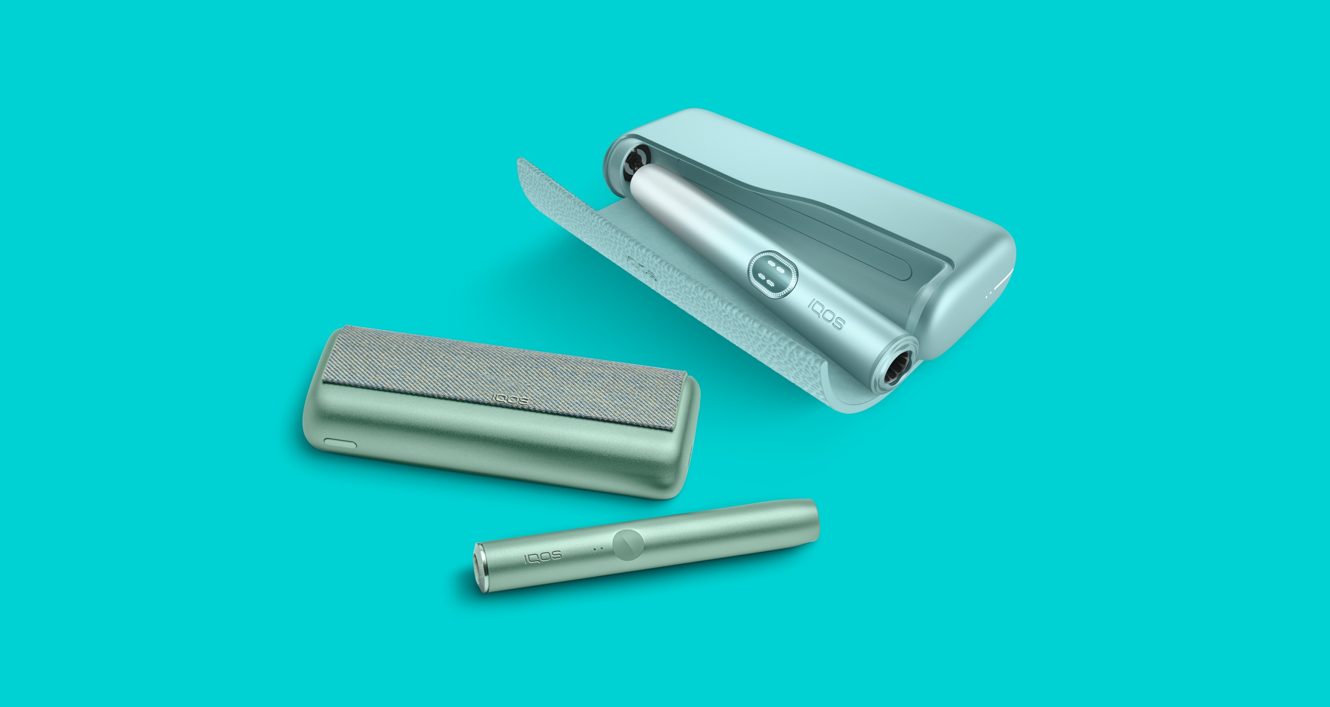 IQOS ILUMA i PRIME uređaj pokraj IQOS ILUMA PRIME uređaja.